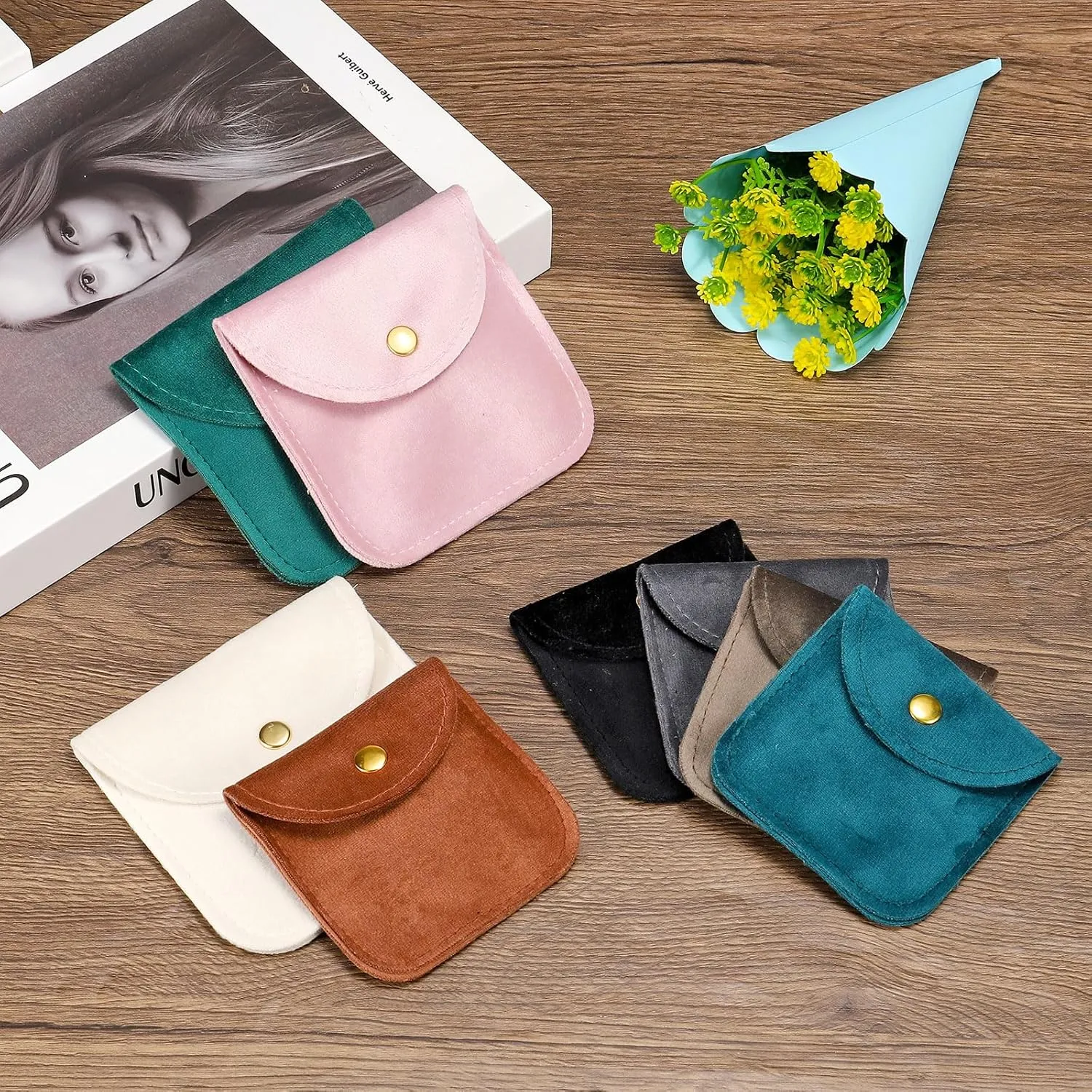 10 Pack Soft Velvet pump corpus secure gourmet Pouches with Snap Button Portable Storage for Rings Necklace Bracelet Earring Watch, Dark Green(3x3, 4x4) PATIKIL Jewelry Pouch, 