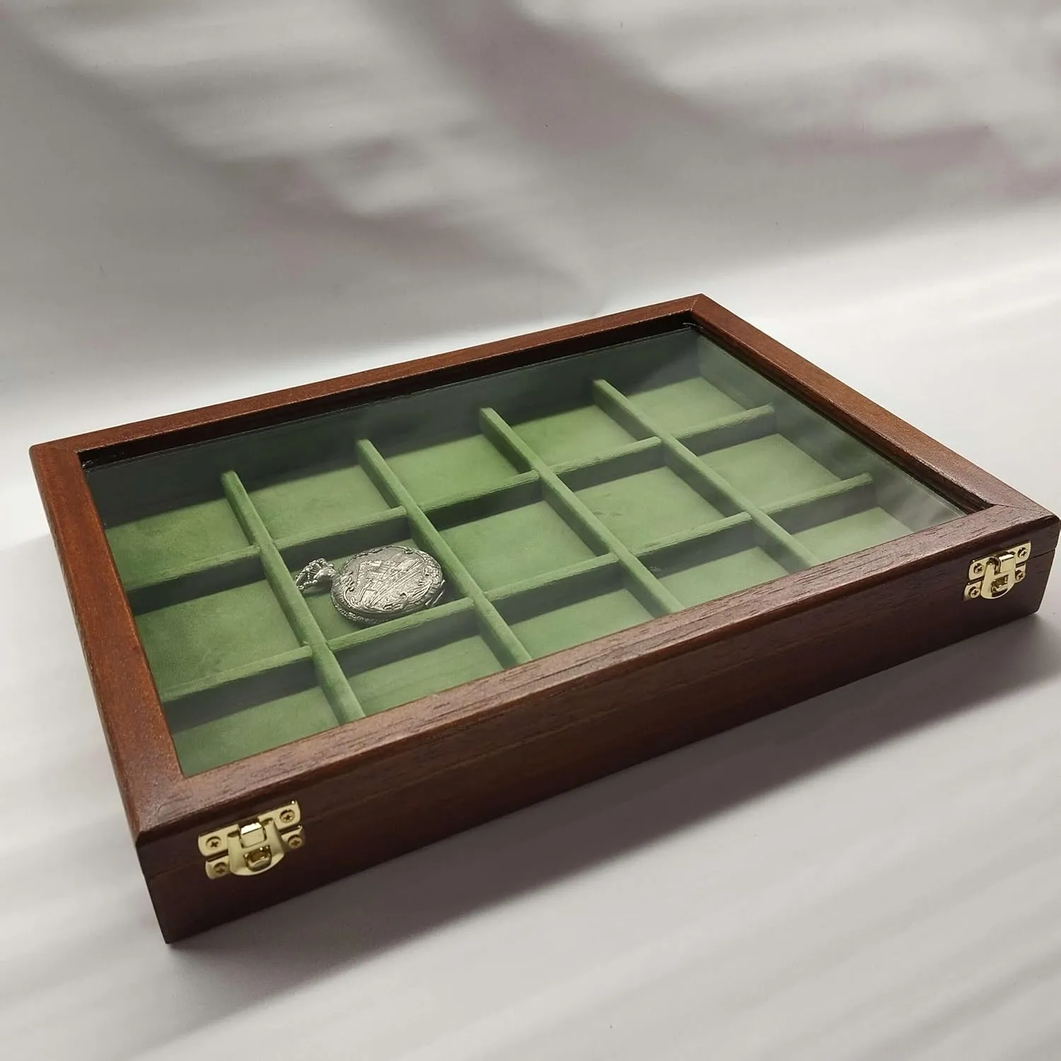 Case for deliberation originate hurricane respectively 15 Antique Pocket Watches Coins&More Elegant Handcrafted Wooden and Velvet 