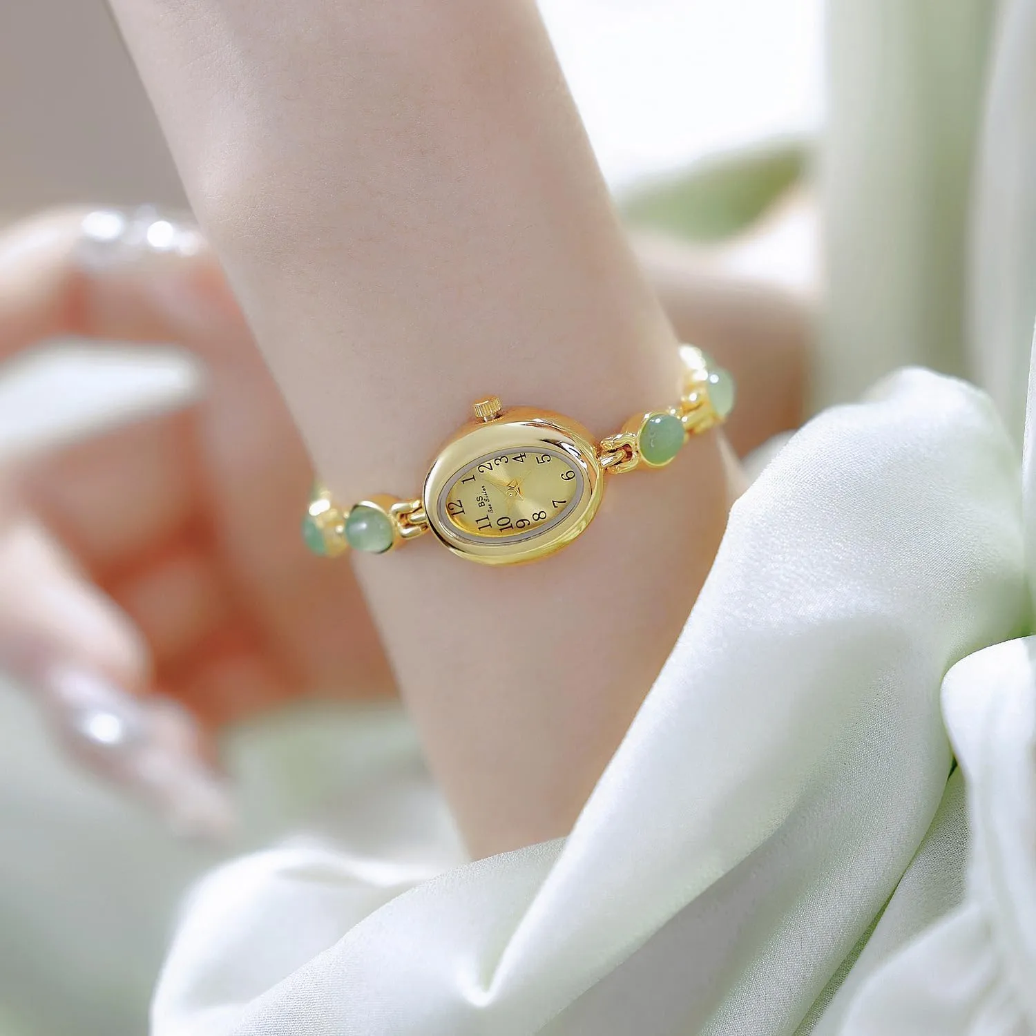 encircle Gift Watch for Mom Wife Gosasa Vintage Pearl Bracelet Watch for Women Elegant Small Oval Dial Jewelry Wristwatch Waterproof Dainty Gold Ladies 