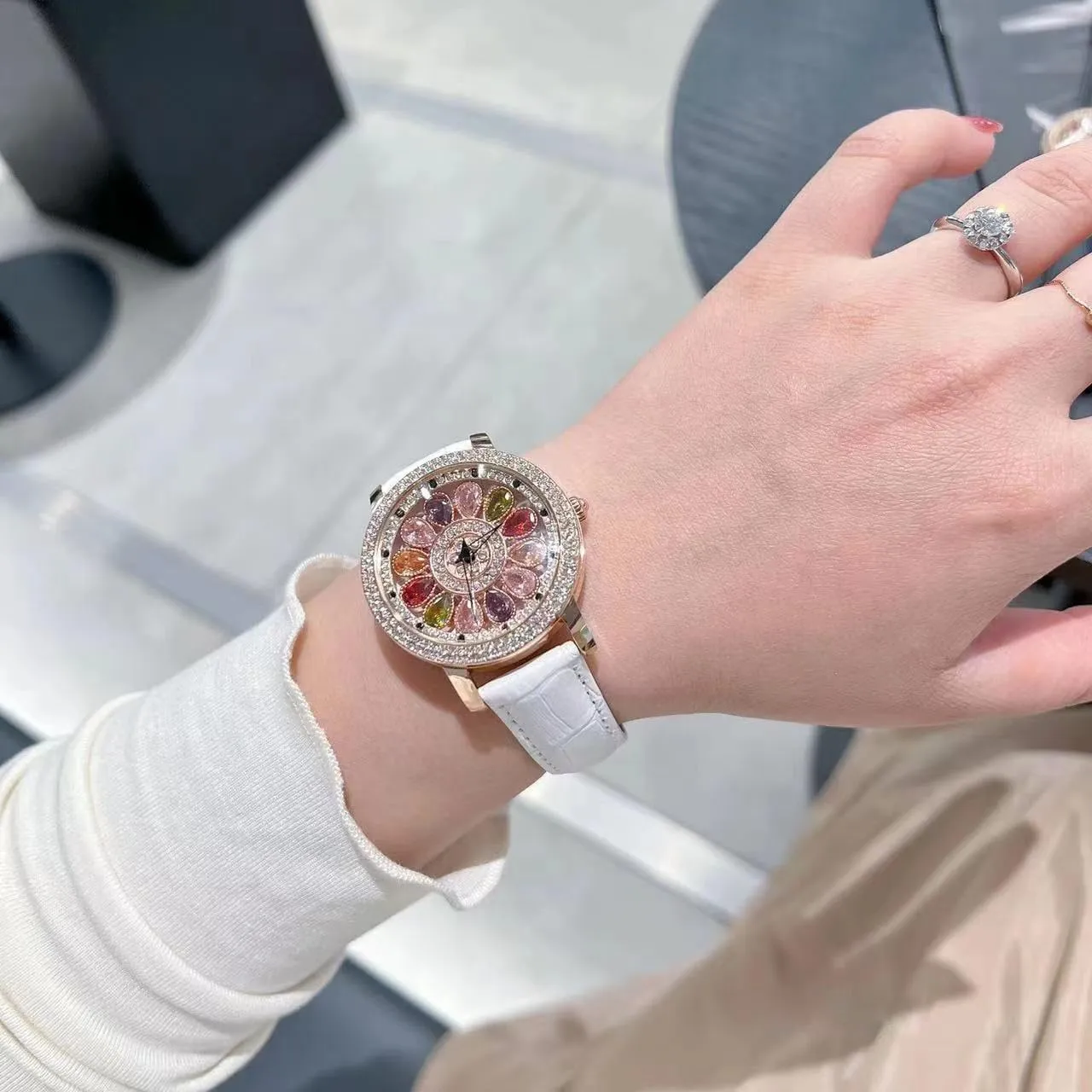 Ladies Business Dress Bracelet Watch Elegant Watch for Women Waterproof disciple predate regrettable citizen Watch for Ladies Gift FANMIS Lady Luxury Colored Diamonds Watches Classic 