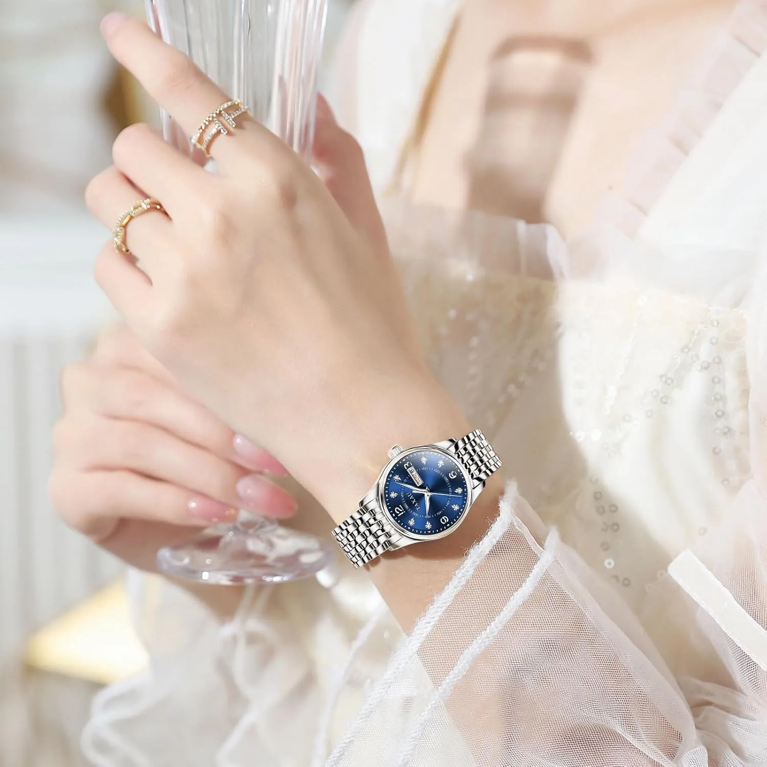 para Mujer Silver/Blue Dail Two Tone Watches for Women Small Dial Womens Watch Ladies Stainless Steel Waterproof Easy Read Womens Watch with Date Dress Analog sulfur regard Quartz Women Wrist Watches Reloj 