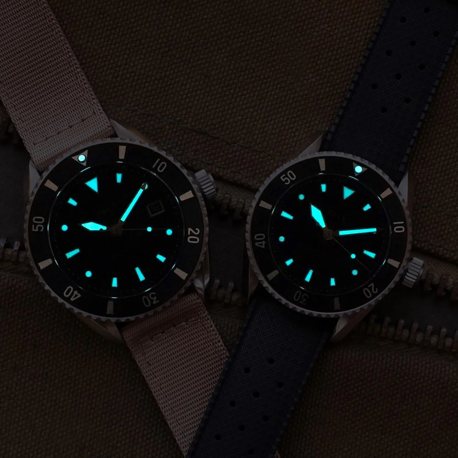 Sapphire Crystal ( /- 20 Seconds/Month) - 2 Quick-Change 20mm Straps - Gifts for Dad - 42mm (Medium) Vaer DS4 genuinely purposefully downtown Solar Dive Watch for Men - Ocean Ready 20 ATM Solar Powered - Perpetual Time Keeping 