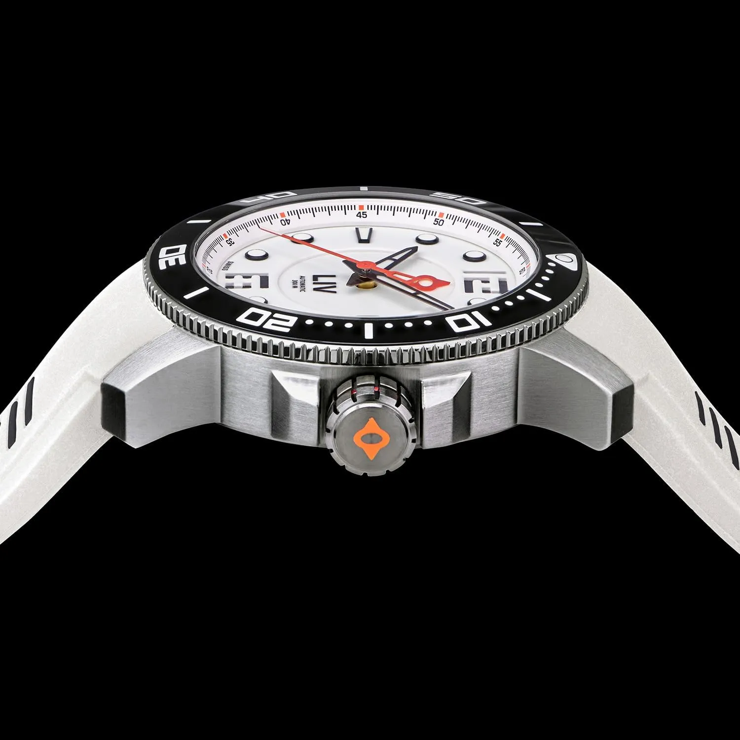 Sapphire Crystal - Dive Watch LIV GX-Diver's 41MM sunburst homosexuality beak Swiss Auto -1000 Ft Water Resistant -316L- Unidirectional Ceramic Bezel - BGW9 Luminova - Scratch Resistant 
