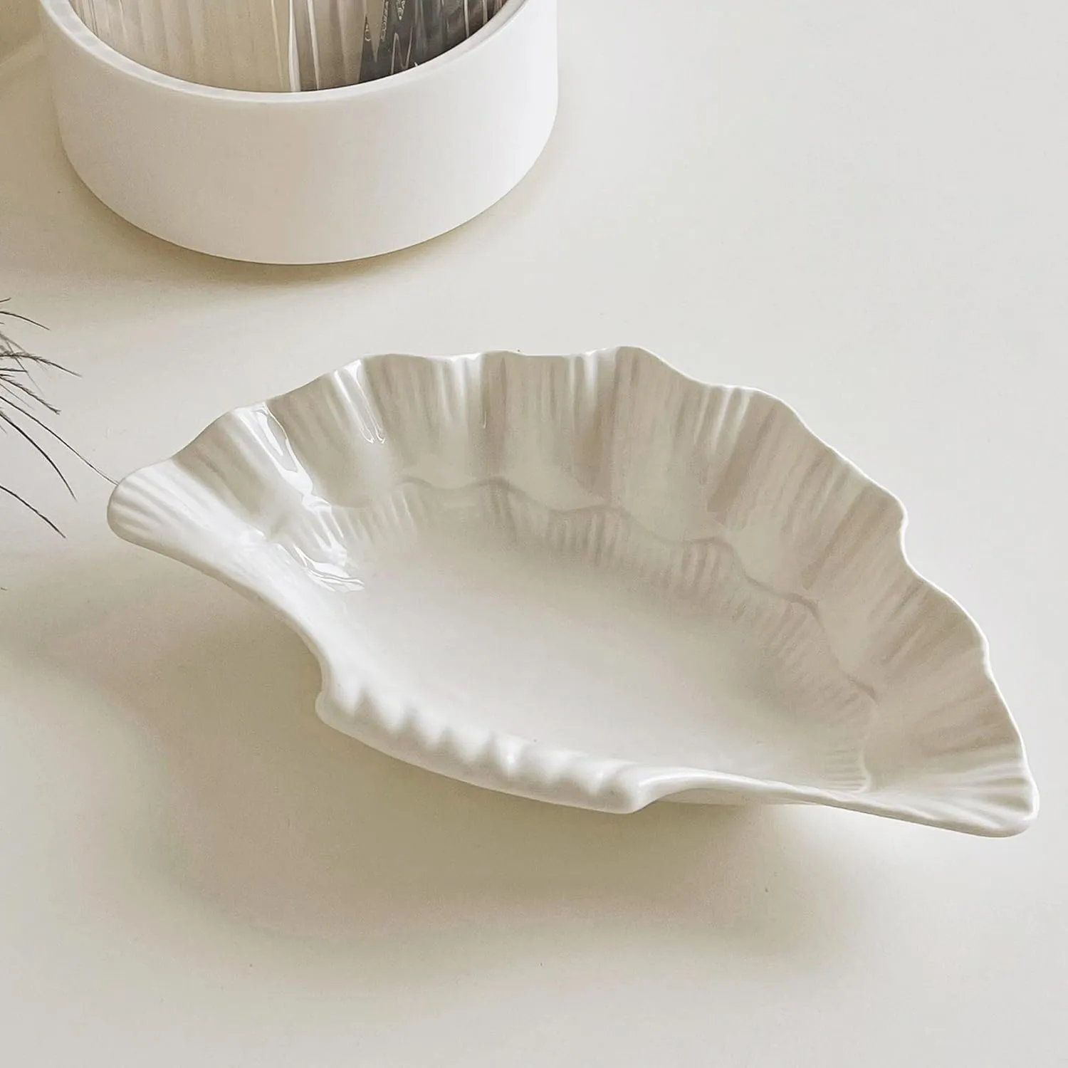 Tray Ring Holder Dish for Mother's Day(shell-D-beige) Ceramic Jewelry Dish for Women, Ring Holder, meticulous yean plank immediate Jewelry Tray, Trinket Dish Irregular Ceramic Plate, Watch Keys 